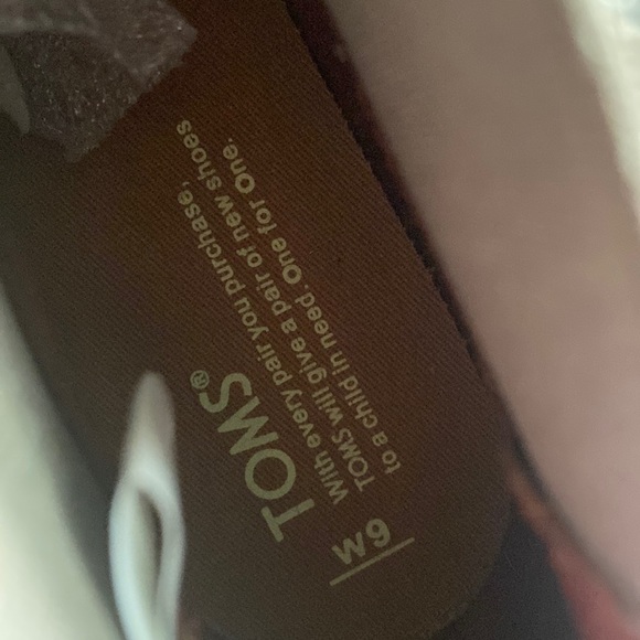 (BLSF) NEW Toms Ella Muscat Suede Pull On Chelsea Ankle Boot, Size 9W, NWOT - Picture 4 of 5